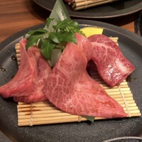 焼肉 しんうち 神楽坂 - 