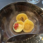 クイントカント - カペレッティ、コンソメ、ドライトマト