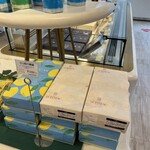 ル・ピノー - 5個入り@1,350円。賞味期限まあまああるので土産にピッタリ