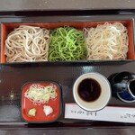 一茶庵 - 料理写真:三色そば