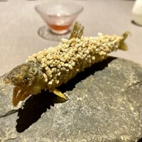 茶禅華 - 五粮香魚 鮎のあられ衣揚げ
