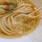 切麦や 甚六 - 冷かけうどん（特盛）、親子ちくわ天1,400円
