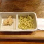 切麦や 甚六 - 冷かけうどん（特盛）、親子ちくわ天1,400円