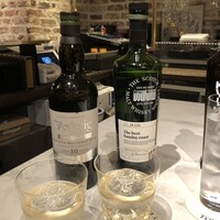 TOKYO Whisky Library - 