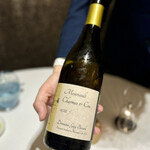 Restaurant KEI - ドメーヌ・ギィ・ボガールのムロソー・シャルム1er.
      ムルソーの重厚な果実は牡蠣に厳しいかと思えば、こちらはそこは控えめ。
      むしろ、充実したミネラルから来る塩味や旨味が牡蠣によく合います。流石！