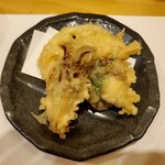 天ぷら処 こさか - コースの舞茸、鯛の大葉包み、レンコン