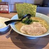 横浜家系ラーメン 銀家 札幌宮の森本店