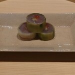 温石 - 鯵の胡瓜巻き､梅肉ソース