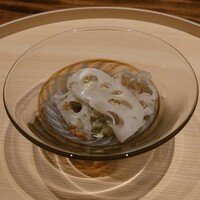 温石 - 新蓮根の豆打和え