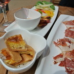 ル・パサージュ - 料理は、三島で有名なフレンチ【オンフランス】のタパス♡キッシュも温か♪