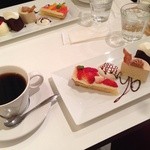 ニロ カフェ - NIROのおまかせケーキセット（980円）