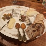 Cheese Bar Shirokuma - チーズ盛合せ3種