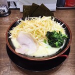 横浜家系ラーメン 龍馬家 - 