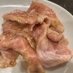 大衆焼肉 大山 - 豚トロ　タレ　480円