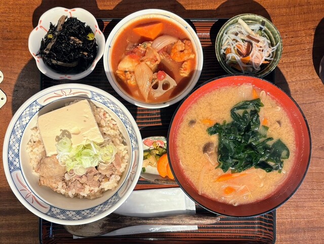 ちいやん 牛煮炊きとおばんざい ちいやんのご予約 - 肥後橋/居酒屋 | 食べログ