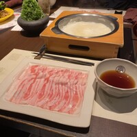 豆乳とんしゃぶ 寅太郎 - 