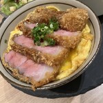 スリーピッグ - 焼きカツ丼