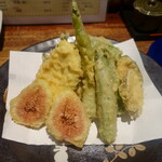 イチジクと野菜の天ぷら     