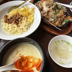 Zuu&Hein Myanmar Tea House - 