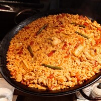 鳥おか - チキンパエリア:海鮮無しだけど魚介を感じる錯味覚