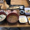 平塚漁港の食堂