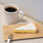 コーヒーボーイ - 料理写真:レモンクリームタルト