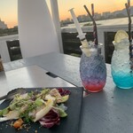 CORAL KITCHEN at cove - 