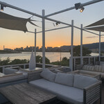 CORAL KITCHEN at cove - 