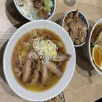 手打 親鶏中華そば 綾川 - 