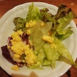 スンガリー 新宿西口店 - ランチセットのサラダ