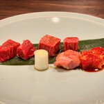 炭火焼肉 久 - 魔久コース ヒレとかの盛り合わせ