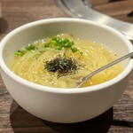 炭火焼肉 久 - 魔久コース 比内地鶏で出汁を取った冷麺