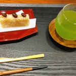 あんと茶と - 季節の和菓子と静岡茶セット(￥1000)、揚げきんつば　ゆず、季節のおすすめ茶　(冷)。