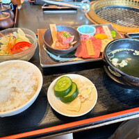米澤牛DINING べこや - 米沢牛カルビ三昧ランチ