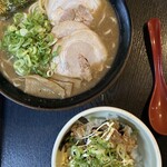 らーめん 与七 - 