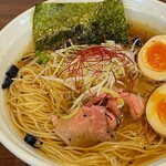 麺や 真登 - 鶏だし醤油ラーメン