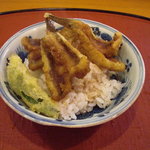 千松しま - 鯊の天丼(小丼)。