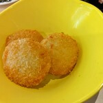 はま寿司 - 牡蠣のクリームコロッケ。熱々危険です〜♥