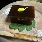 菊乃井 - 百合根の入った羊羹は和三盆がよく効いていました。