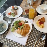 HOTEL MULIA SENAYAN, JAKARTA - 料理写真: