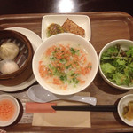 飲茶 はるのそら - 4月のお粥ランチセット 桜海老