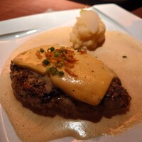 旬菜ステーキ処 らいむらいと - チーズハンバーグ250g