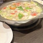 Happy Joy Restaurant - 料理写真: