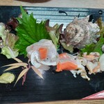 味の蔵どんつく - 刺身盛り合わせ
