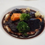 ビストロ ダイア - ブルゴーニュワインだけのブフ・ブルギニョン