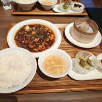 正宗広東私房菜サワダ 梅田エスト店 - 