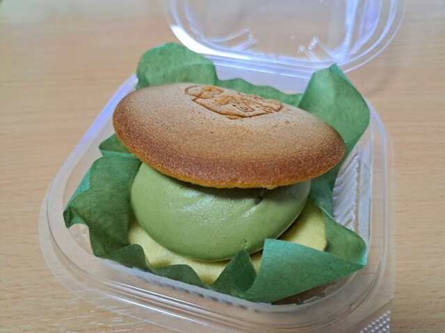 福島柏屋  市役所前店 - 曽根田（和菓子）