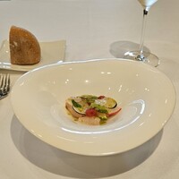 RISPETTO - 【前菜】三重県産シマアジ、5種類の大根、冬瓜のソース﻿