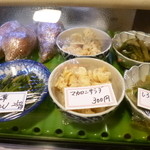 牡丹 - 2014.04 ショウケースにスタンバイしているおつまみが魅惑的？