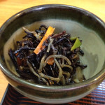 のれん - 副菜のヒジキ